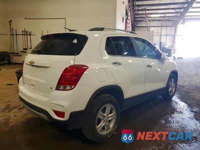 Trzecie zdjęcie samochodu z tyłu: 2020 CHEVROLET TRAX 1LT VIN:KL7CJLSBXLB001107 - miniatura