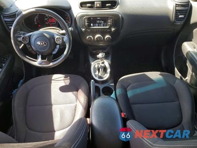 Zdjęcie 8 z 12 samochodu: 2018 KIA SOUL BASE VIN:KNDJN2A22J7581916 - miniatura