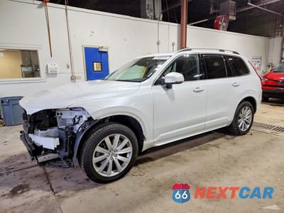 2018 VOLVO XC90 T5 YV4102PK9J1343969 - główne zdjęcie licytacji z USA - miniatura