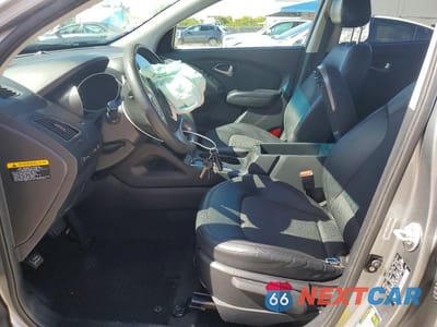 Zdjęcie 7 z 13 samochodu: 2012 HYUNDAI TUCSON GLS VIN:KM8JU3AC6CU324419 - miniatura