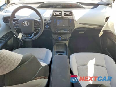 Zdjęcie 8 z 11 samochodu: 2019 TOYOTA PRIUS LE VIN:JTDKARFU0K3097822 - miniatura