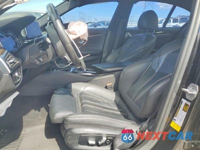 Zdjęcie 7 z 12 samochodu: 2019 BMW 540 I VIN:WBAJE5C54KWW32393 - miniatura