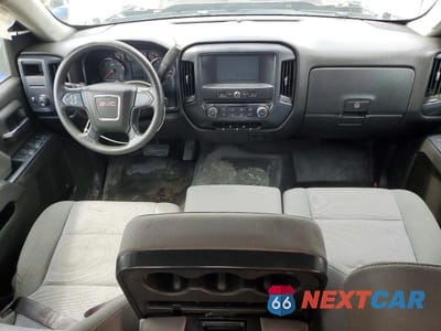 Zdjęcie 8 z 13 samochodu: 2017 GMC SIERRA C1500 VIN:1GTR1LEH7HZ210574 - miniatura