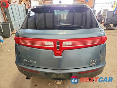 Zdjęcie 6 z 13 samochodu: 2010 LINCOLN MKT VIN:2LMHJ5AT6ABJ15448 - miniatura