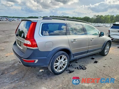 Trzecie zdjęcie samochodu z tyłu: 2016 VOLVO XC70 T5 PLATINUM VIN:YV4612NM1G1270466 - miniatura
