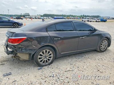 Trzecie zdjęcie samochodu z tyłu: 2013 BUICK LACROSSE PREMIUM VIN:1G4GF5E39DF243995 - miniatura
