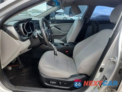 Zdjęcie 7 z 12 samochodu: 2014 KIA OPTIMA LX VIN:5XXGM4A71EG324974 - miniatura