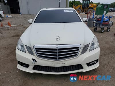 Piąte zdjęcie samochodu w środku: 2011 MERCEDES-BENZ E 350 VIN:WDDHF5GB6BA414392 - miniatura