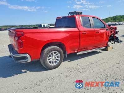 Trzecie zdjęcie samochodu z tyłu: 2020 CHEVROLET SILVERADO K1500 LT VIN:1GCRYDED3LZ100306 - miniatura