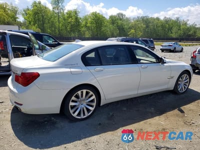 Trzecie zdjęcie samochodu z tyłu: 2011 BMW 750 LI VIN:WBAKX8C54BC198137 - miniatura