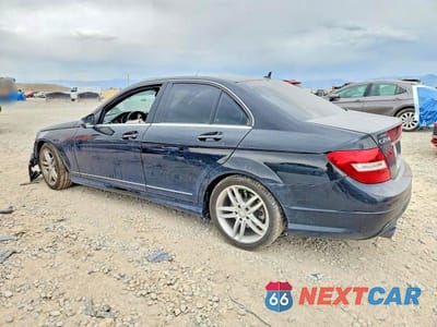 Drugie zdjęcie samochodu z przodu: 2014 MERCEDES-BENZ C 250 VIN:WDDGF4HB6EG222864 - miniatura
