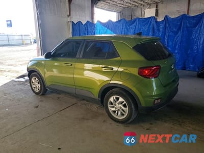Drugie zdjęcie samochodu z przodu: 2021 HYUNDAI VENUE SE VIN:KMHRB8A38MU066234 - miniatura