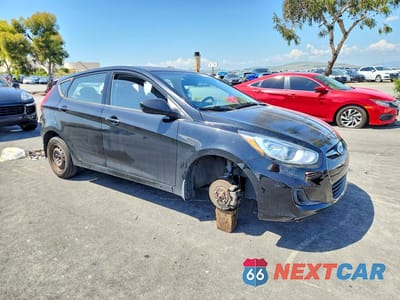 Czwarte zdjęcie samochodu z boku: 2013 HYUNDAI ACCENT GS VIN:KMHCT5AE8DU068522 - miniatura