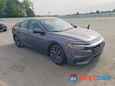 Czwarte zdjęcie samochodu z boku: 2019 HONDA INSIGHT TOURING VIN:19XZE4F97KE011500 - miniatura