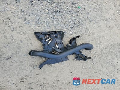 Zdjęcie 12 z 12 samochodu: 2014 VOLVO S60 T5 VIN:YV1612FS5E2299017 - miniatura