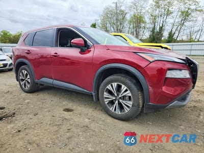 Czwarte zdjęcie samochodu z boku: 2021 NISSAN ROGUE SV VIN:JN8AT3BB1MW228401 - miniatura
