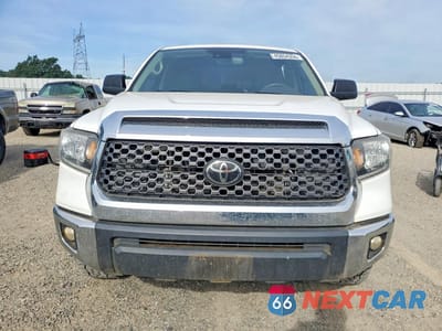 Piąte zdjęcie samochodu w środku: 2020 TOYOTA TUNDRA BASE VIN:5TFDY5F17LX915527 - miniatura