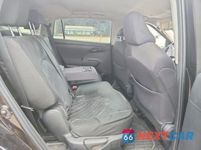 Zdjęcie 10 z 12 samochodu: 2022 TOYOTA HIGHLANDER LE VIN:5TDZZRAH8NS135740 - miniatura