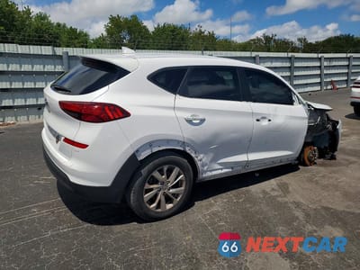 Trzecie zdjęcie samochodu z tyłu: 2021 HYUNDAI TUCSON SE VIN:KM8J23A48MU376702 - miniatura