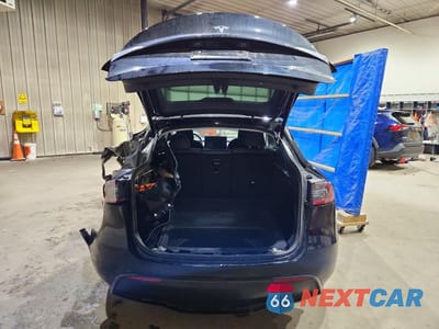 Zdjęcie 6 z 13 samochodu: 2023 TESLA MODEL Y VIN:7SAYGDEE9PA187003 - miniatura