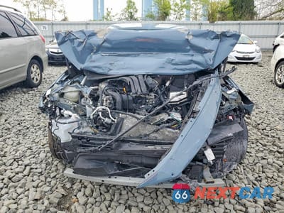 Piąte zdjęcie samochodu w środku: 2024 NISSAN SENTRA SR VIN:3N1AB8DV1RY390812 - miniatura