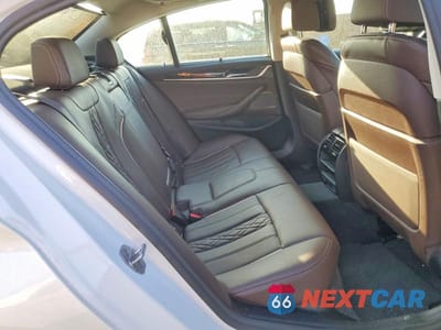 Zdjęcie 10 z 12 samochodu: 2022 BMW 530XE VIN:WBA33AG00NCK89870 - miniatura