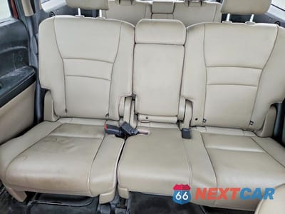 Zdjęcie 10 z 13 samochodu: 2018 HONDA PILOT TOURING VIN:5FNYF6H94JB017376 - miniatura
