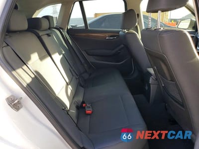 Zdjęcie 11 z 13 samochodu: 2015 BMW X1 XDRIVE35I VIN:WBAVM5C54FVV94177 - miniatura