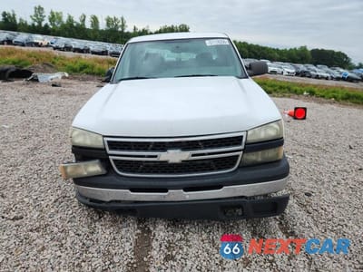 Piąte zdjęcie samochodu w środku: 2006 CHEVROLET SILVERADO K1500 VIN:2GCEK19V161307291 - miniatura