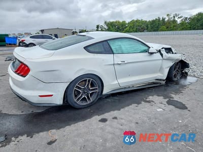 Trzecie zdjęcie samochodu z tyłu: 2020 FORD MUSTANG VIN:1FA6P8TH2L5112253 - miniatura