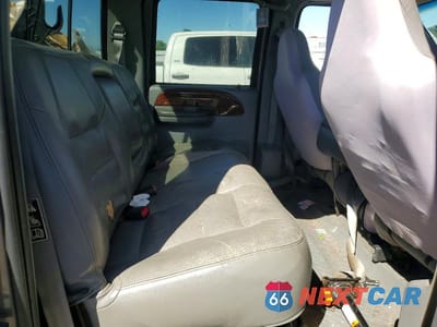 Zdjęcie 10 z 12 samochodu: 2002 FORD F350 SRW SUPER DUTY VIN:1FTSW31F62EA54954 - miniatura