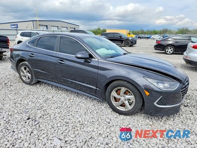 Czwarte zdjęcie samochodu z boku: 2020 HYUNDAI SONATA SE VIN:5NPEG4JA9LH059085 - miniatura