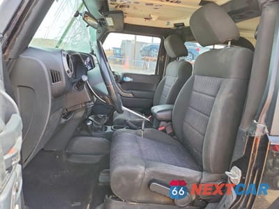 Zdjęcie 7 z 12 samochodu: 2012 JEEP WRANGLER SPORT VIN:1C4AJWAG9CL270587 - miniatura