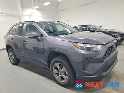 Czwarte zdjęcie samochodu z boku: 2025 TOYOTA RAV4 HYBRID XLE VIN:2T3RWRFV1SW258975 - miniatura