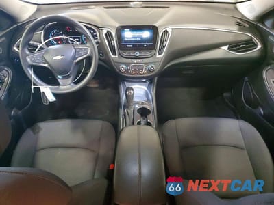 Zdjęcie 8 z 12 samochodu: 2020 CHEVROLET MALIBU LT VIN:1G1ZD5ST1LF058709 - miniatura