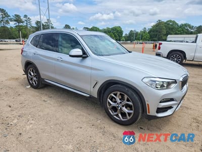 Czwarte zdjęcie samochodu z boku: 2021 BMW X3 SDRIVE30I VIN:5UXTY3C09M9E50624 - miniatura
