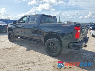 Drugie zdjęcie samochodu z przodu: 2022 CHEVROLET SILVERADO K1500 LT TRAIL BOSS VIN:3GCUDFET4NG567102 - miniatura
