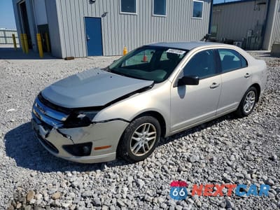 2010 FORD FUSION S 3FAHP0GA8AR165816 - główne zdjęcie licytacji z USA - miniatura