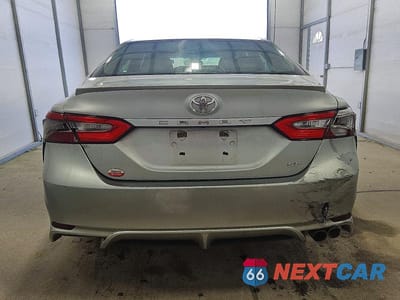 Zdjęcie 6 z 12 samochodu: 2018 TOYOTA CAMRY SE VIN:4T1B11HK4JU606831 - miniatura