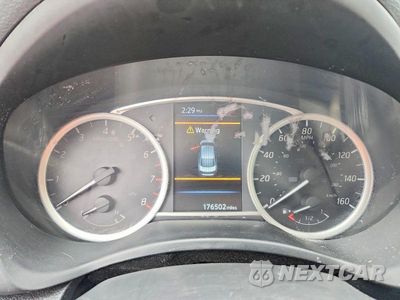 Zdjęcie 9 z 12 samochodu: 2019 NISSAN SENTRA SV VIN:3N1AB7AP5KY370911 - miniatura
