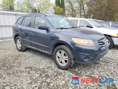 Czwarte zdjęcie samochodu z boku: 2010 HYUNDAI SANTA FE GLS VIN:5NMSG3AB3AH393225 - miniatura