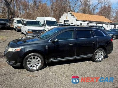 Zdjęcie 6 z 13 samochodu: 2013 LINCOLN MKT VIN:2LMHJ5NKXDBL53079 - miniatura