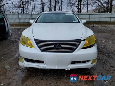 Piąte zdjęcie samochodu w środku: 2009 LEXUS LS 460 L VIN:JTHGL46F395034473 - miniatura