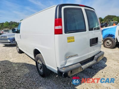 Drugie zdjęcie samochodu z przodu: 2020 CHEVROLET EXPRESS G2500 DELIVERY VAN VIN:1GCWGAFGXL1263496 - miniatura