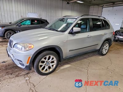 2012 BMW X5 XDRIVE35I 5UXZV4C53CL765146 - główne zdjęcie licytacji z USA - miniatura