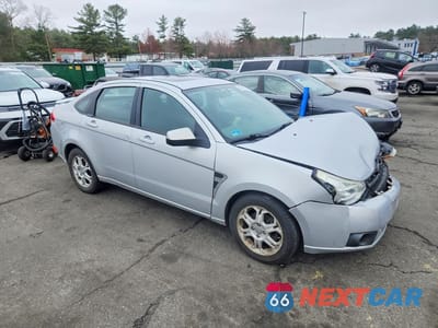 Czwarte zdjęcie samochodu z boku: 2008 FORD FOCUS SE VIN:1FAHP35N08W225120 - miniatura