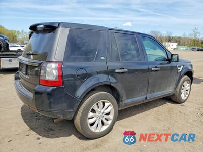 Trzecie zdjęcie samochodu z tyłu: 2011 LAND ROVER LR2 HSE VIN:SALFR2BN7BH246836 - miniatura