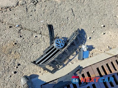 Zdjęcie 12 z 12 samochodu: 2011 VOLKSWAGEN EOS KOMFORT VIN:WVWBA7AH2BV001983 - miniatura