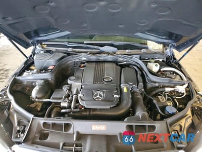 Zdjęcie 11 z 12 samochodu: 2013 MERCEDES-BENZ C 250 VIN:WDDGF4HB6DA757615 - miniatura