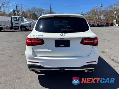 Piąte zdjęcie samochodu w środku: 2019 MERCEDES-BENZ GLC 300 VIN:WDC0G4JB5K1003521 - miniatura